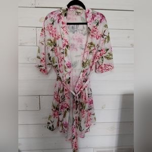 Show Me Your MuMu | Women's Floral Tropical Garden of Blooms Barbie Pink Robe